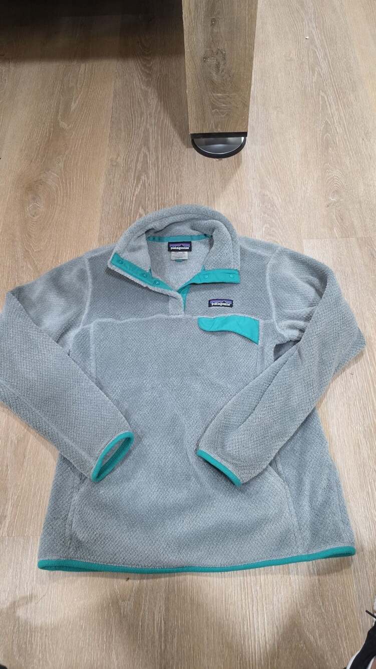 Patagonia Women's Re-Tool Snap-T Fleece Pullover Medium Gray Teal